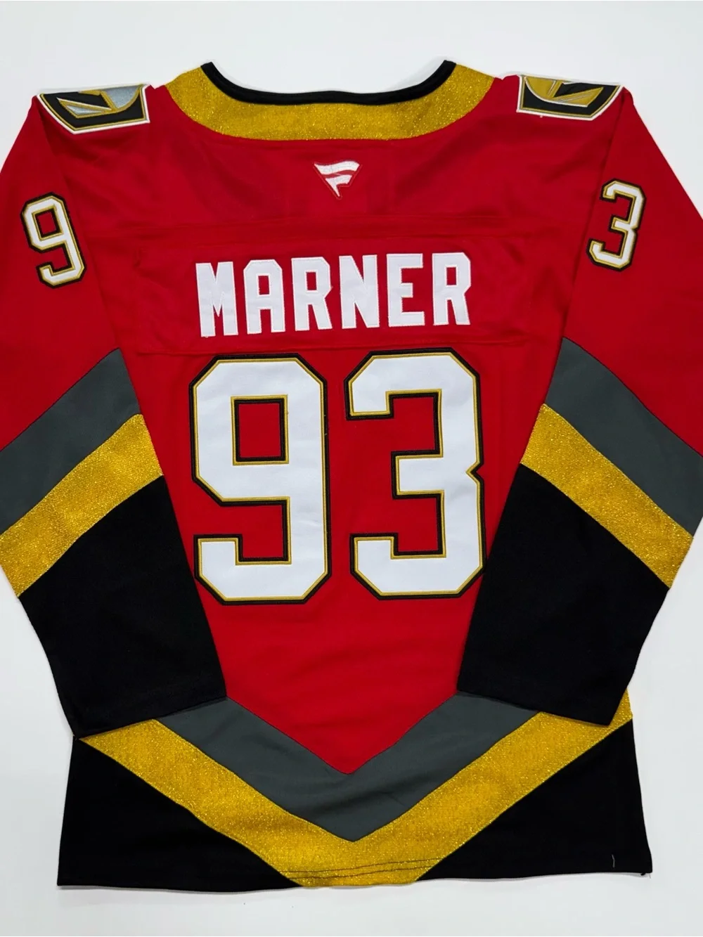 Mitch Marner Vegas Golden Knights Women’s Red Reverse Retro Jersey Size Large